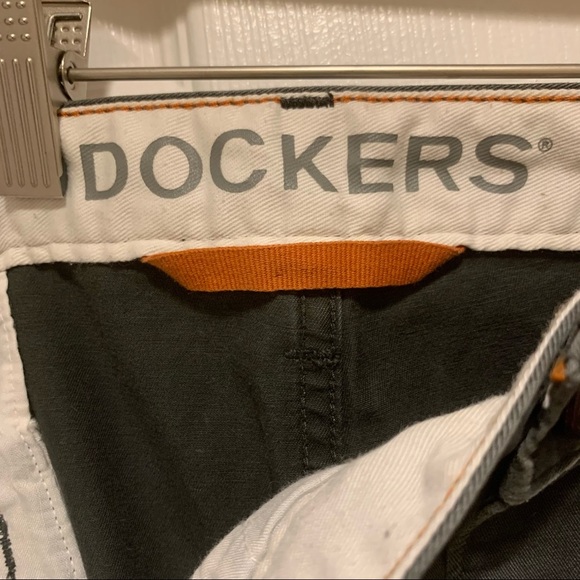 Dockers Charcoal Flat Front Chino Shorts Men's Size 44 - Picture 3 of 5